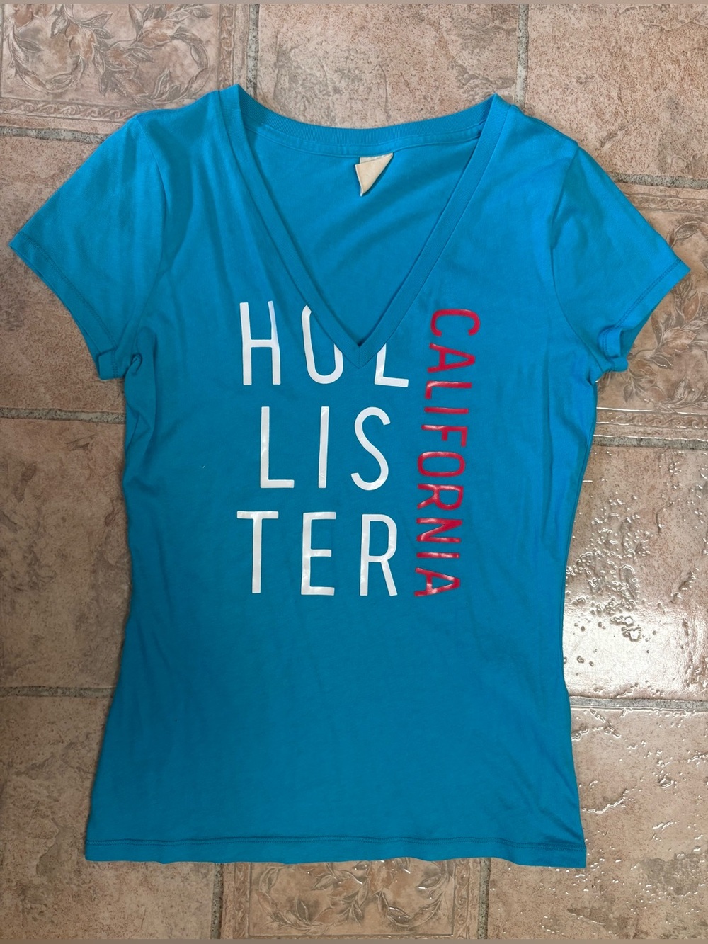 Hollister shirt